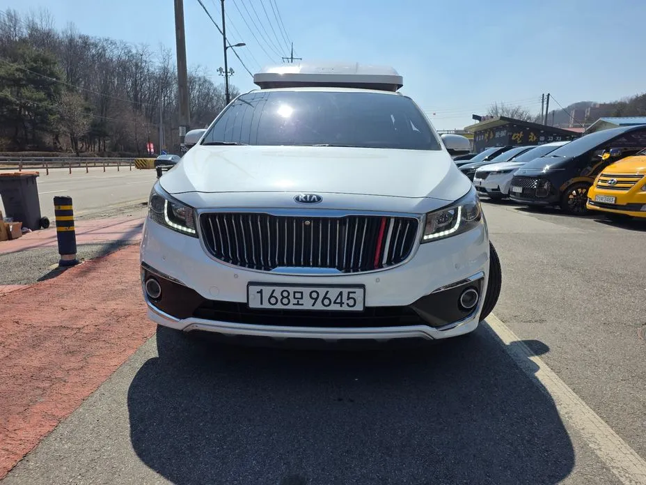 Kia Canival