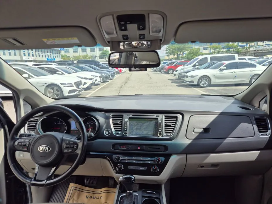 Kia Canival