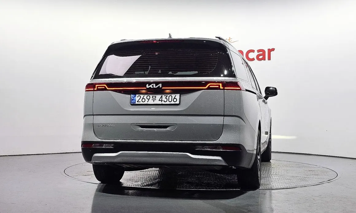 Kia Canival