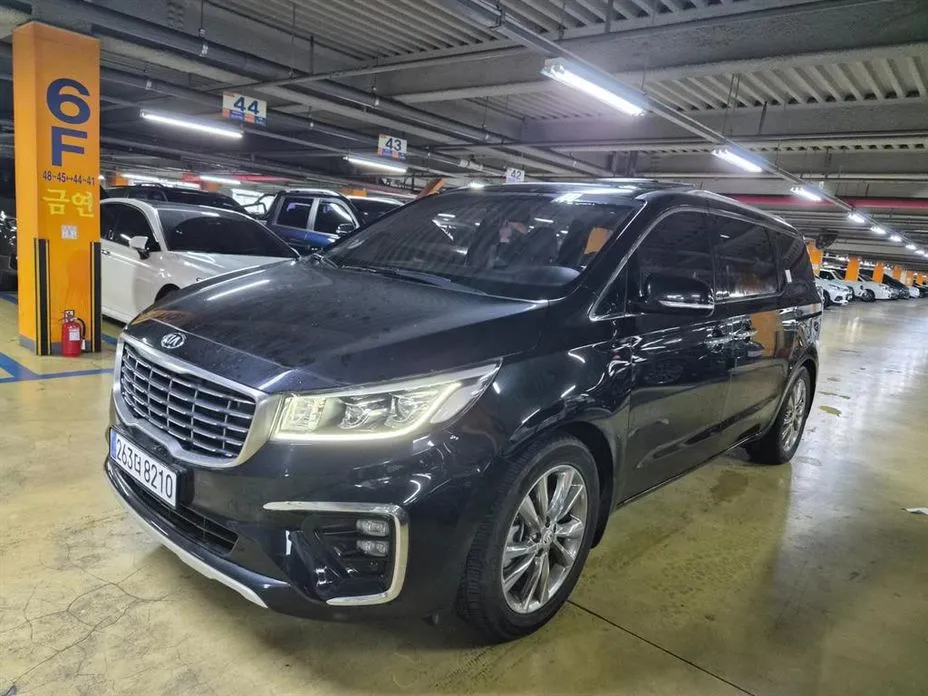 Kia Canival