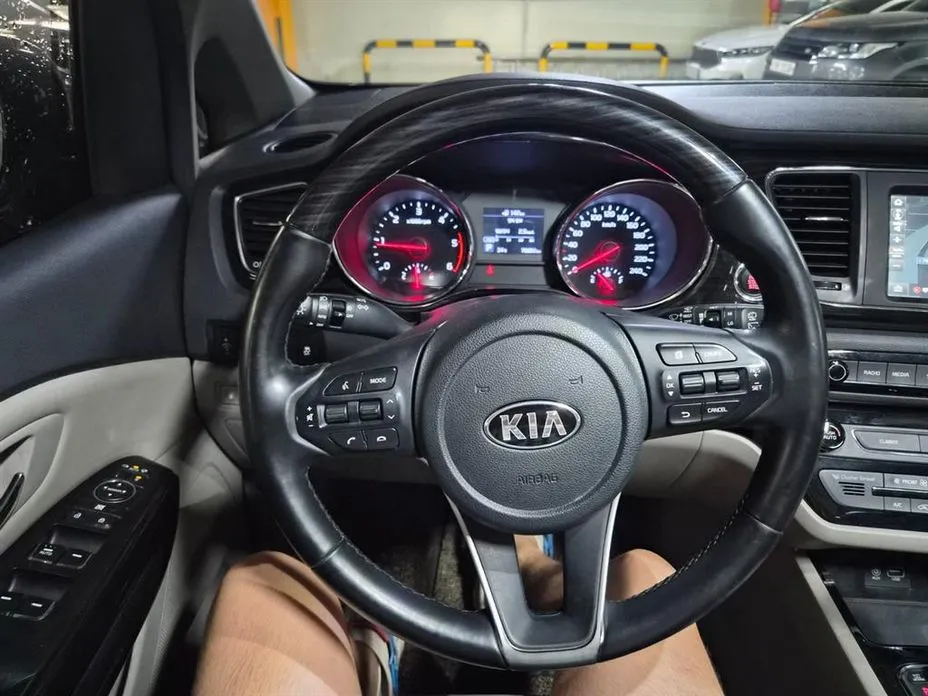 Kia Canival