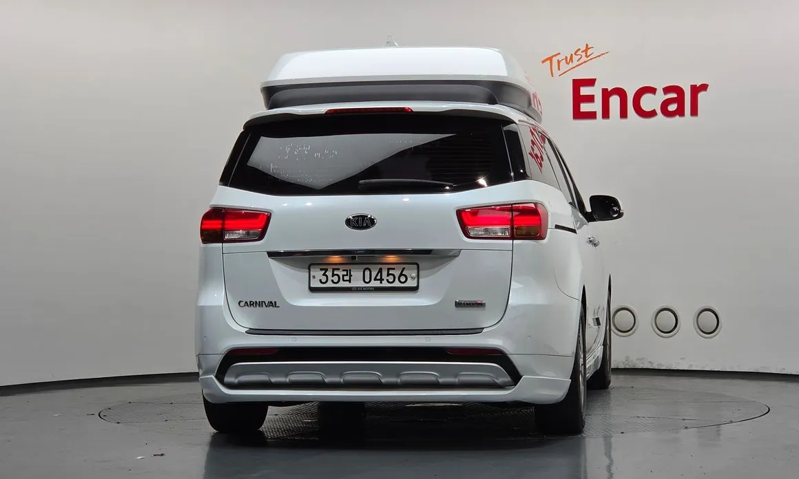 Kia Canival