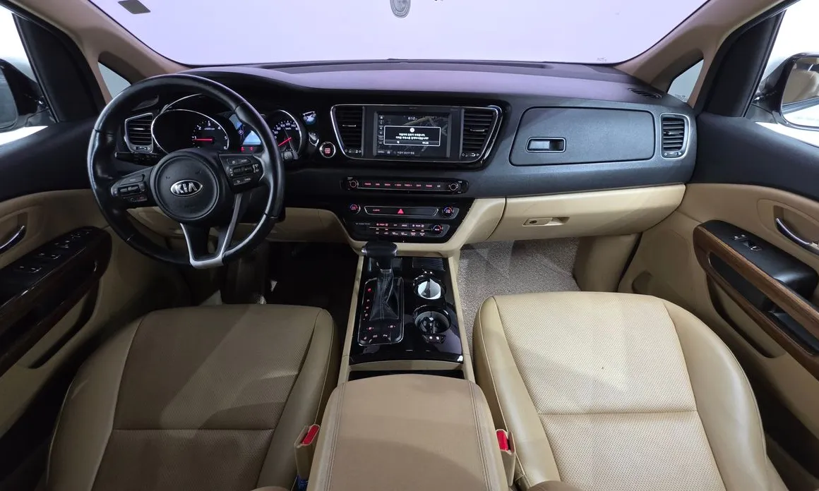 Kia Canival