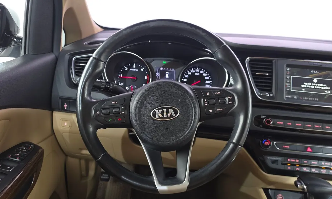 Kia Canival
