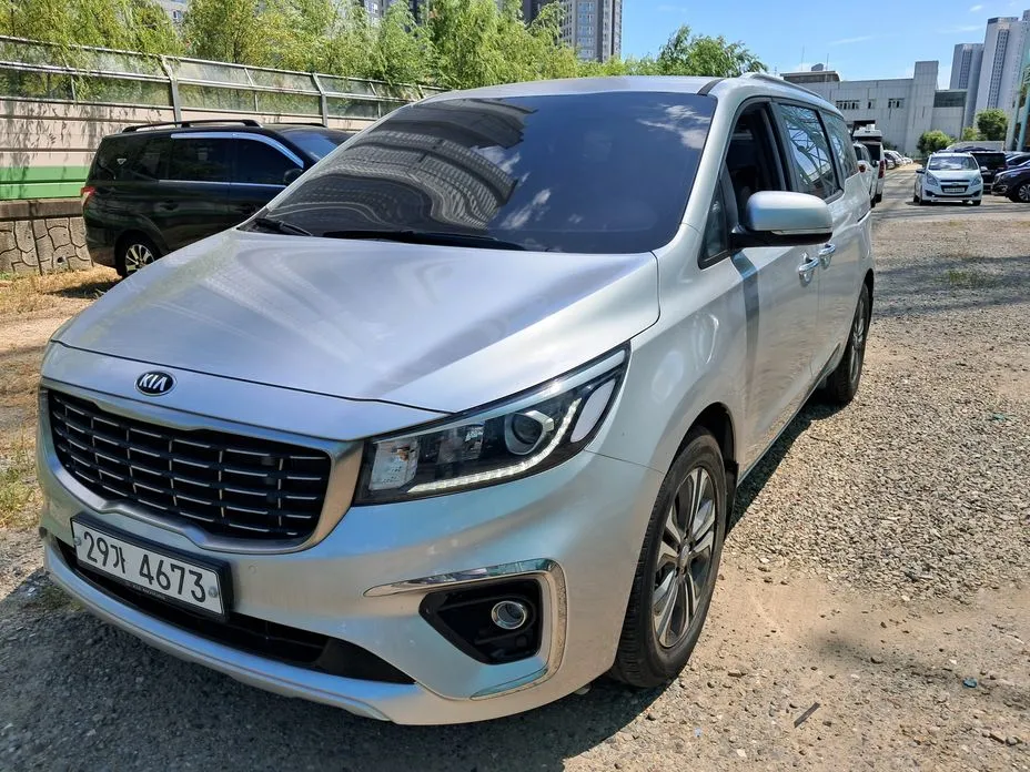 Kia Canival