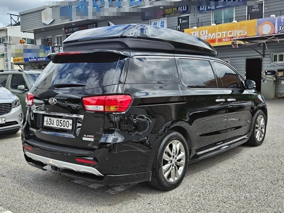 Kia Canival