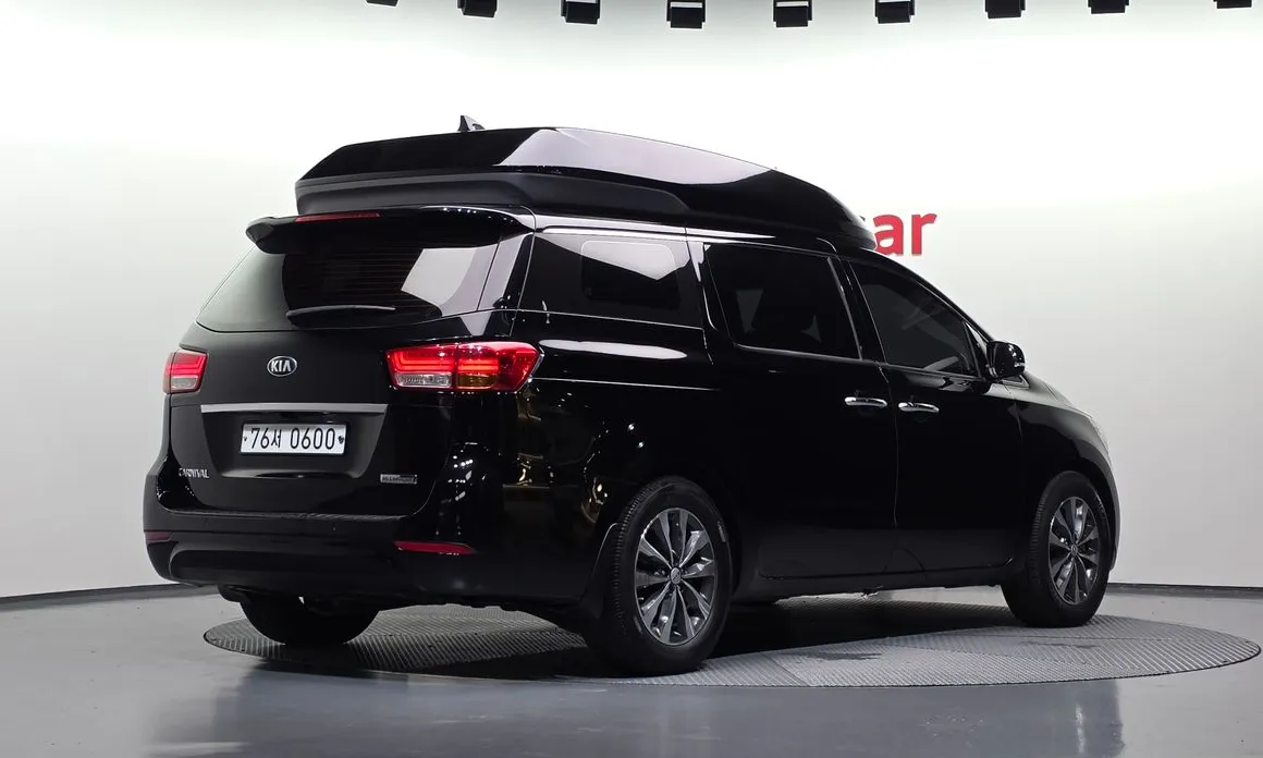 Kia Canival