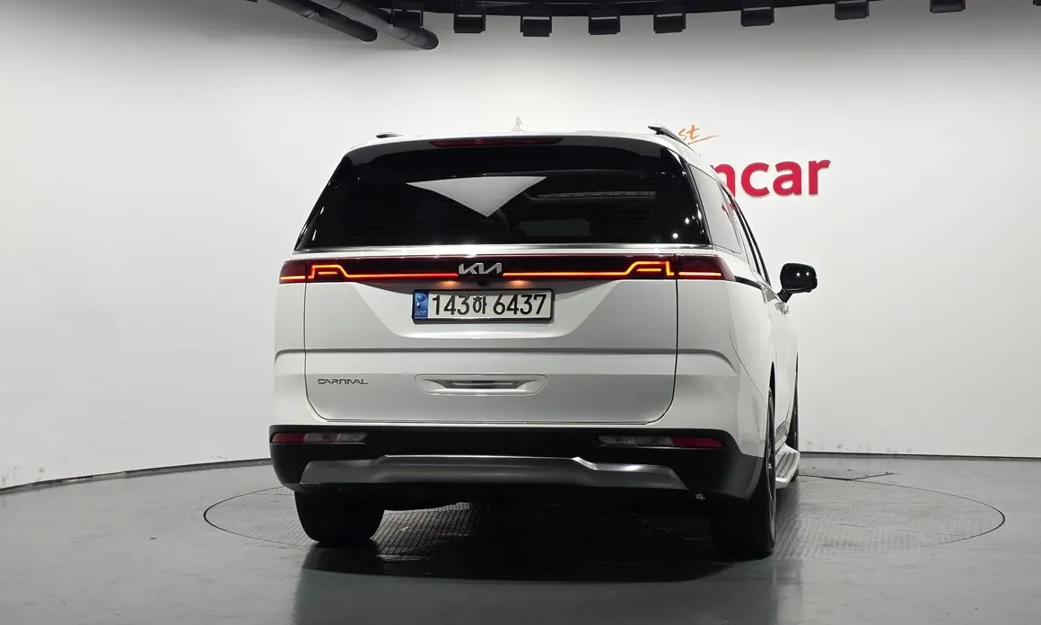 Kia Canival
