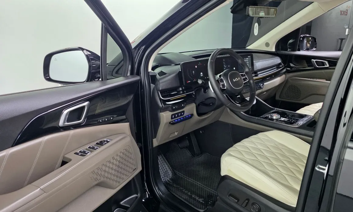 Kia Canival