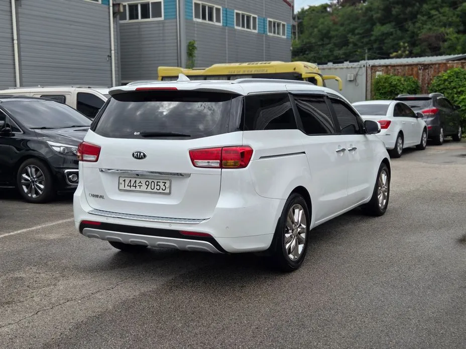 Kia Canival