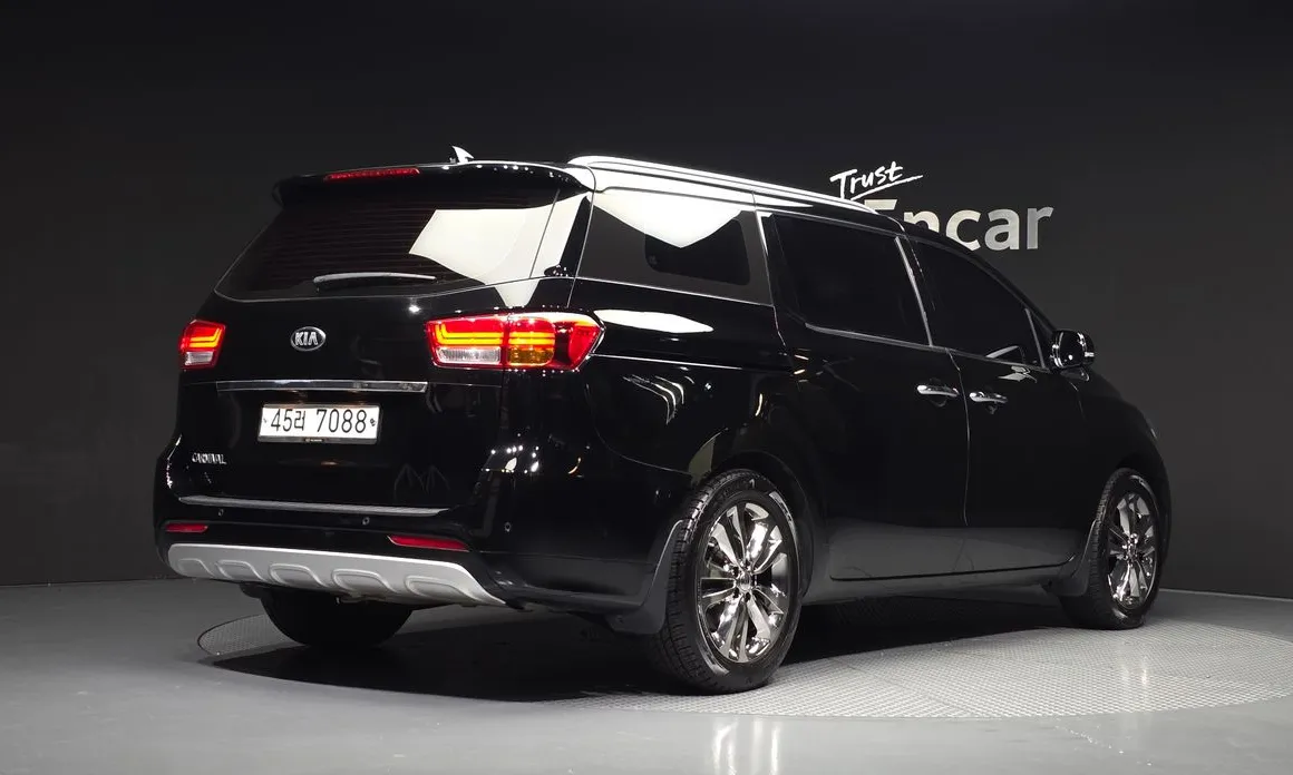 Kia Canival
