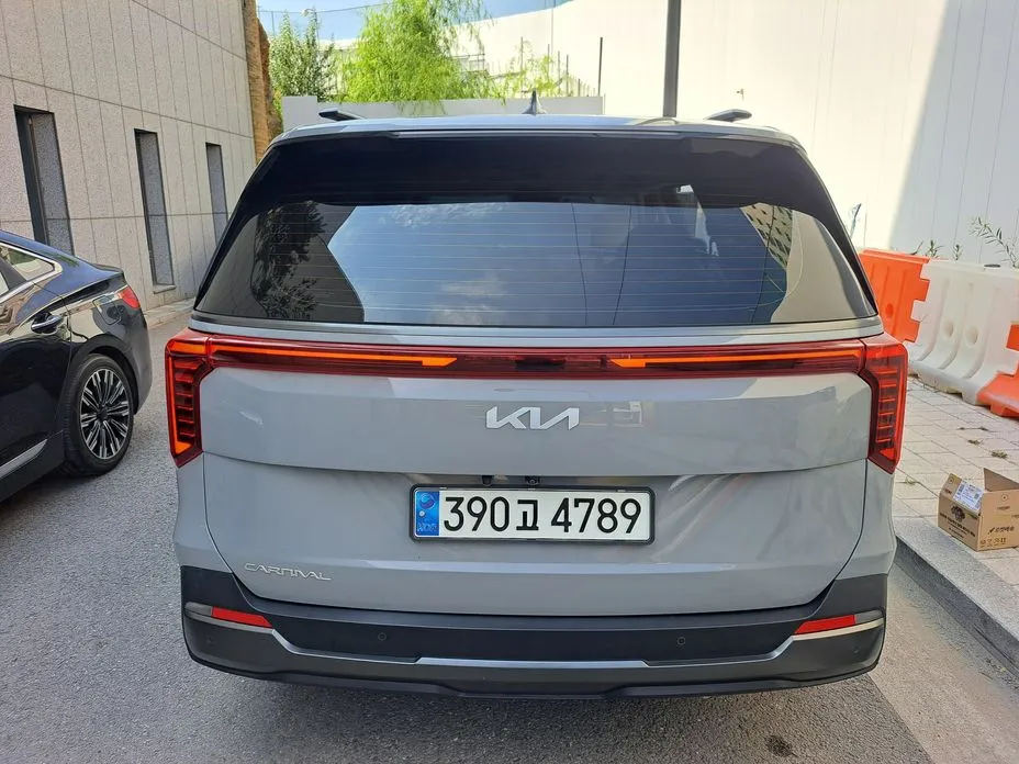 Kia Canival