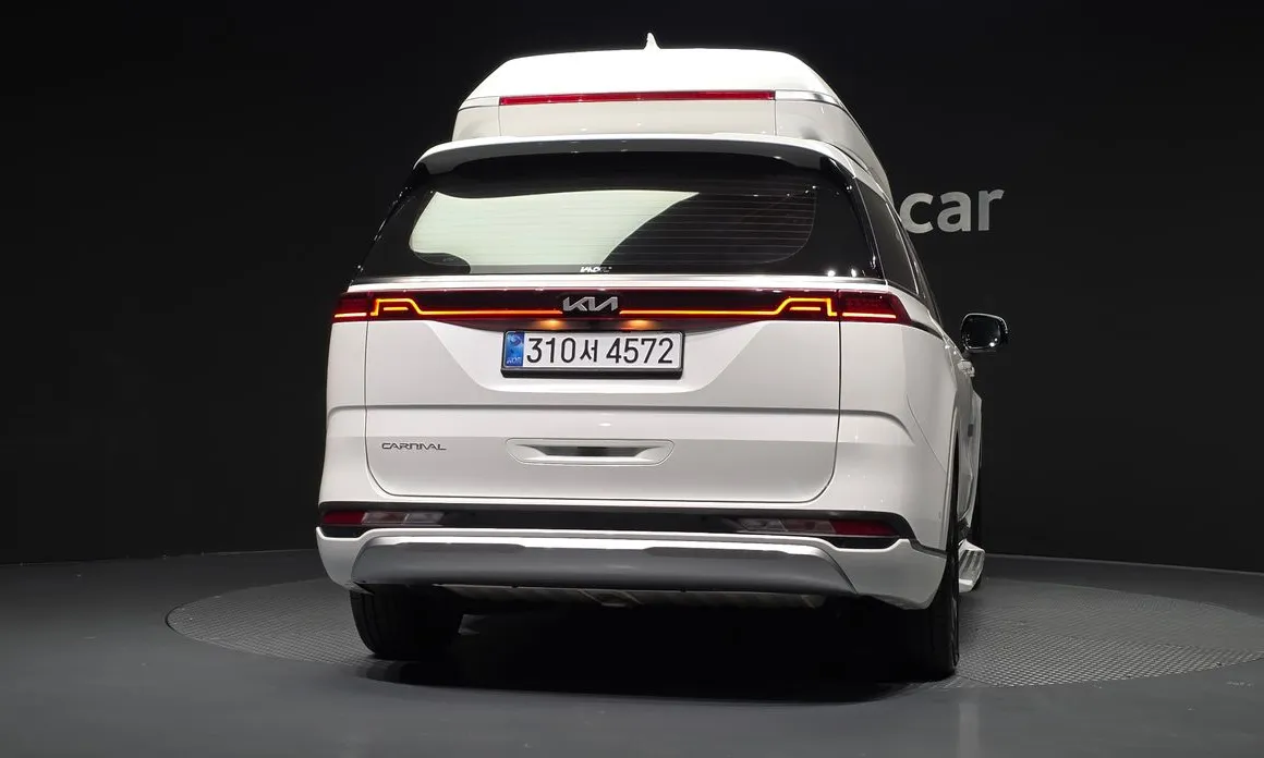 Kia Canival