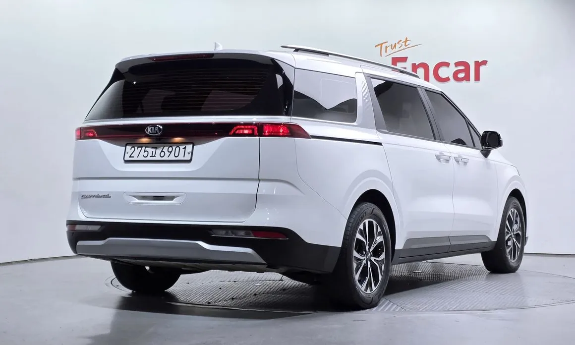 Kia Canival