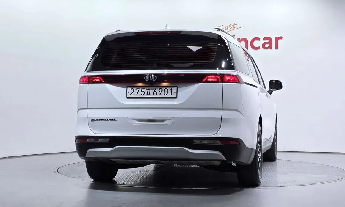 Kia Canival