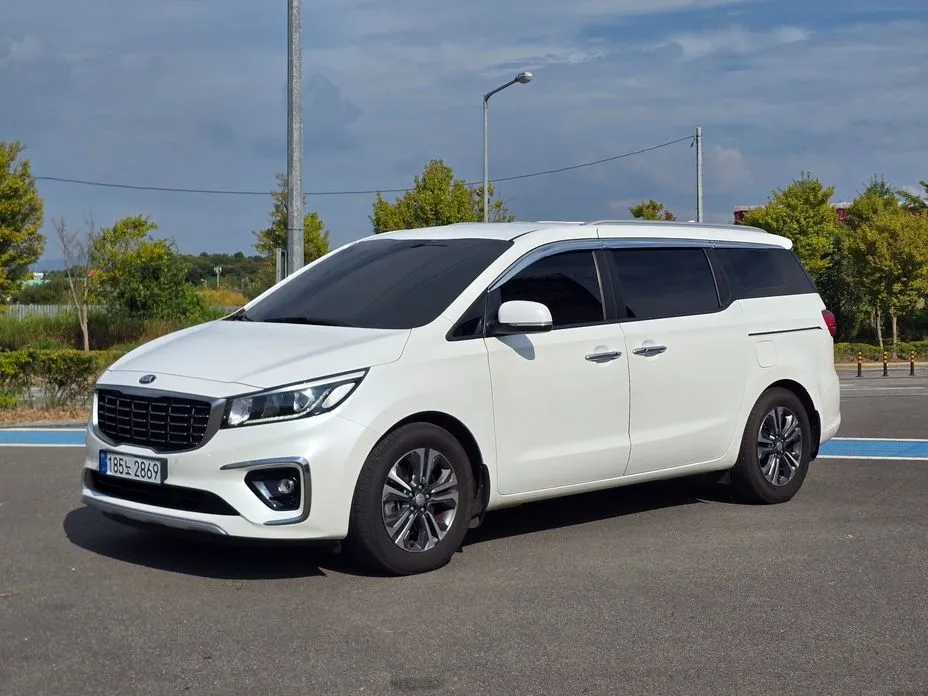 Kia Canival