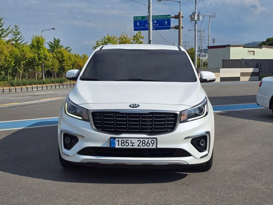 Kia Canival