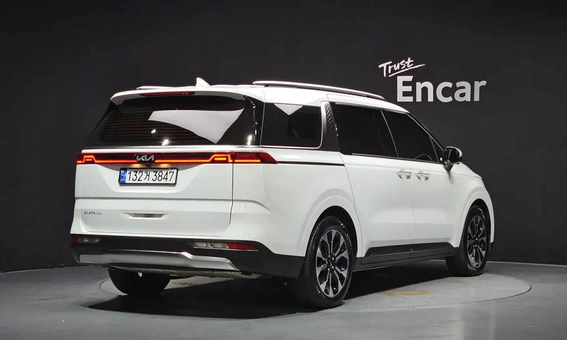 Kia Canival