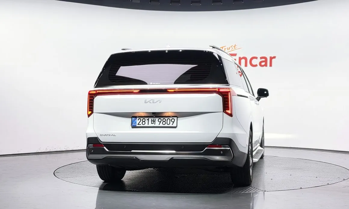 Kia Canival
