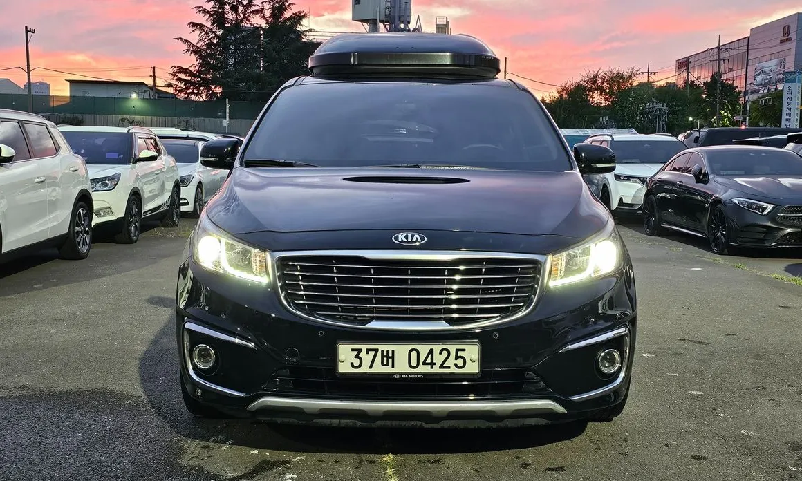 Kia Canival
