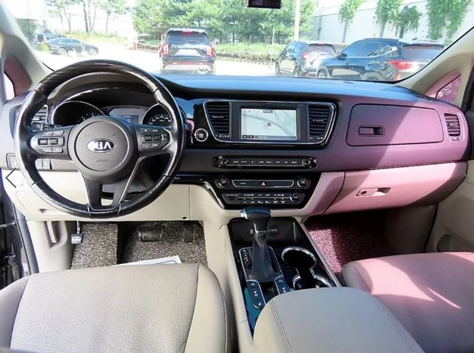 Kia Canival
