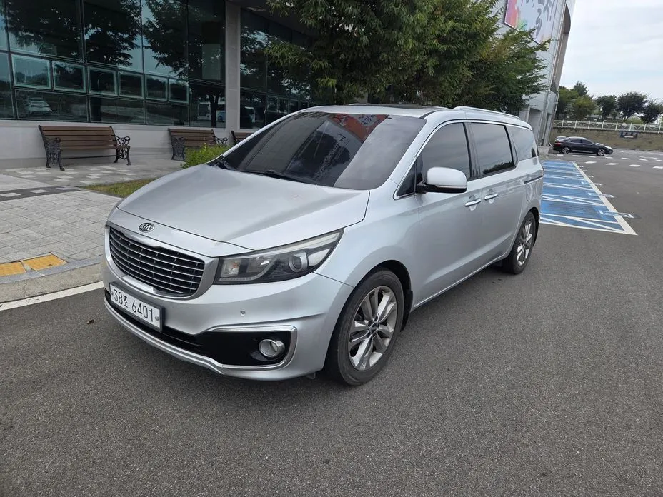 Kia Canival