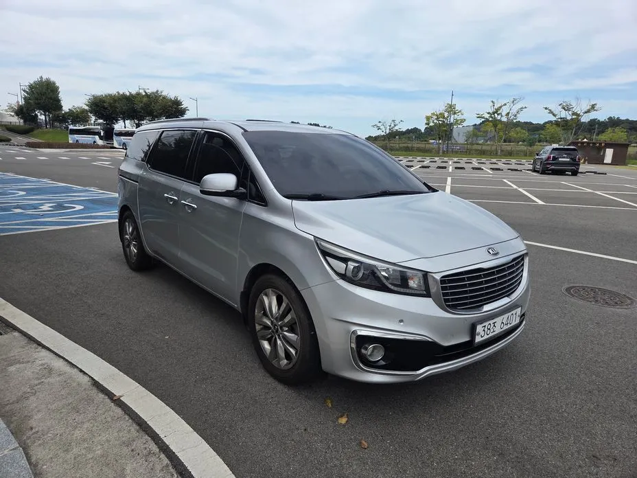 Kia Canival