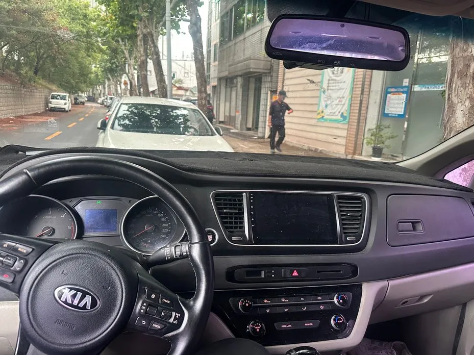 Kia Canival