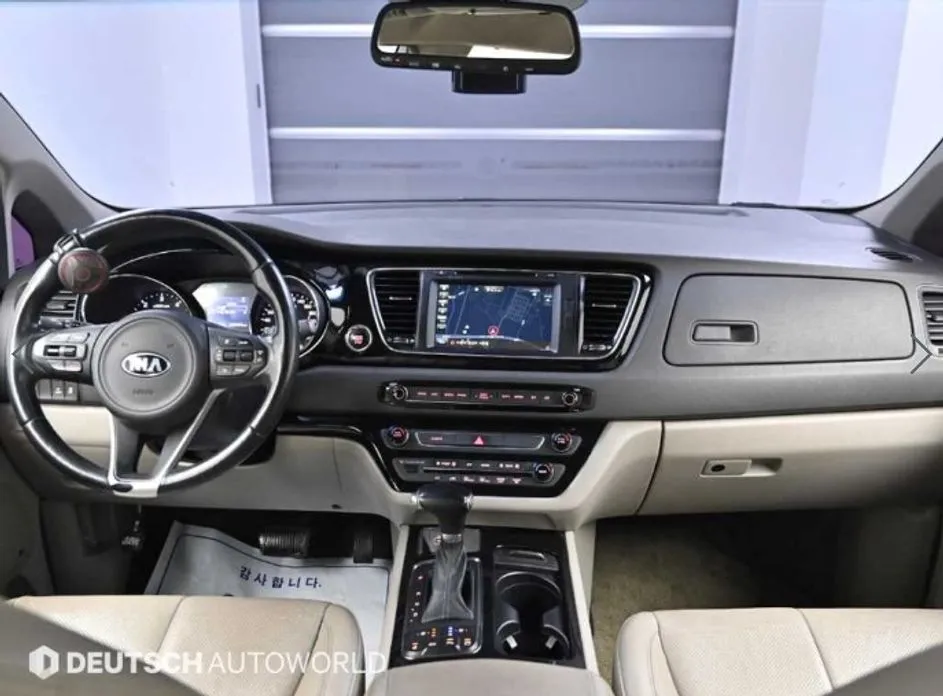 Kia Canival