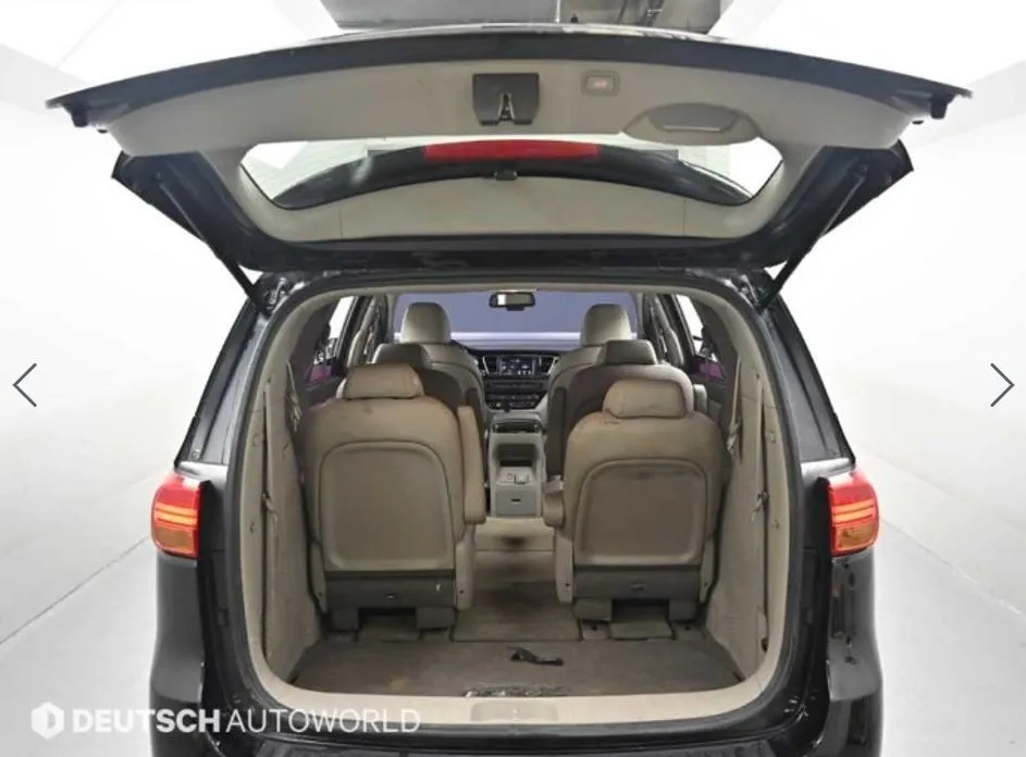 Kia Canival