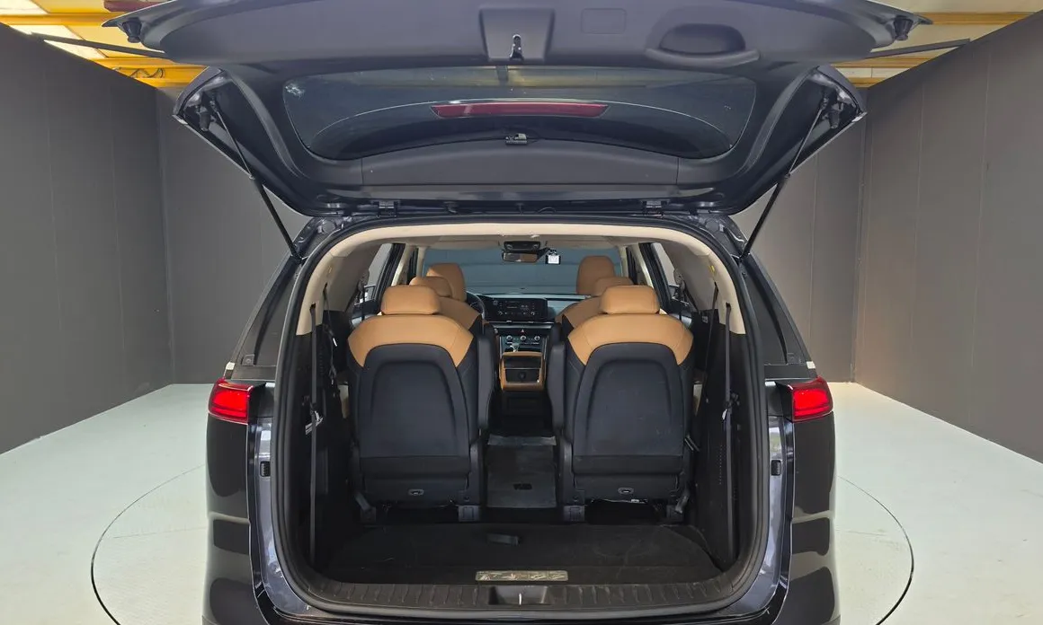 Kia Canival