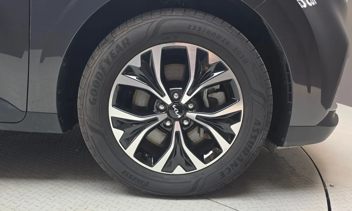 Kia Canival