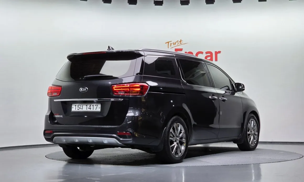 Kia Canival