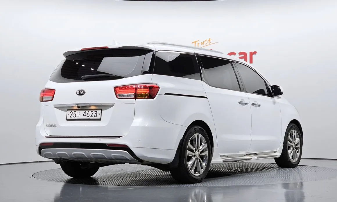Kia Canival