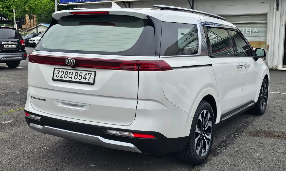 Kia Canival
