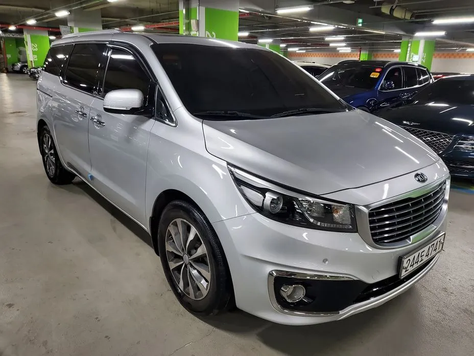 Kia Canival