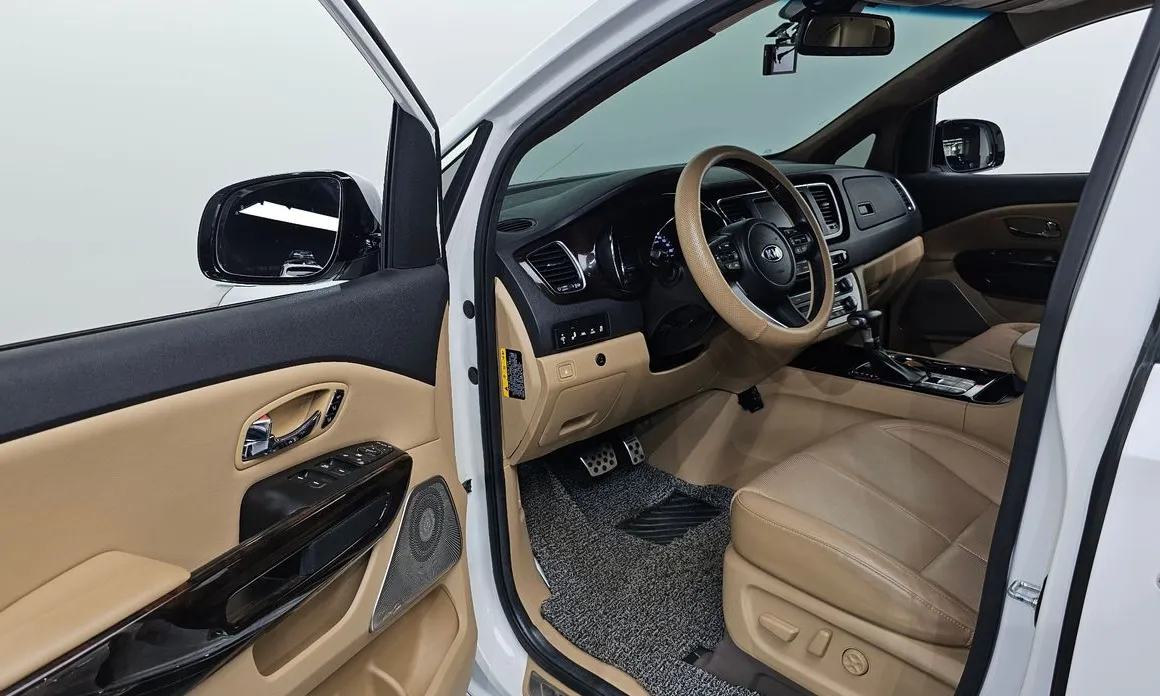 Kia Canival