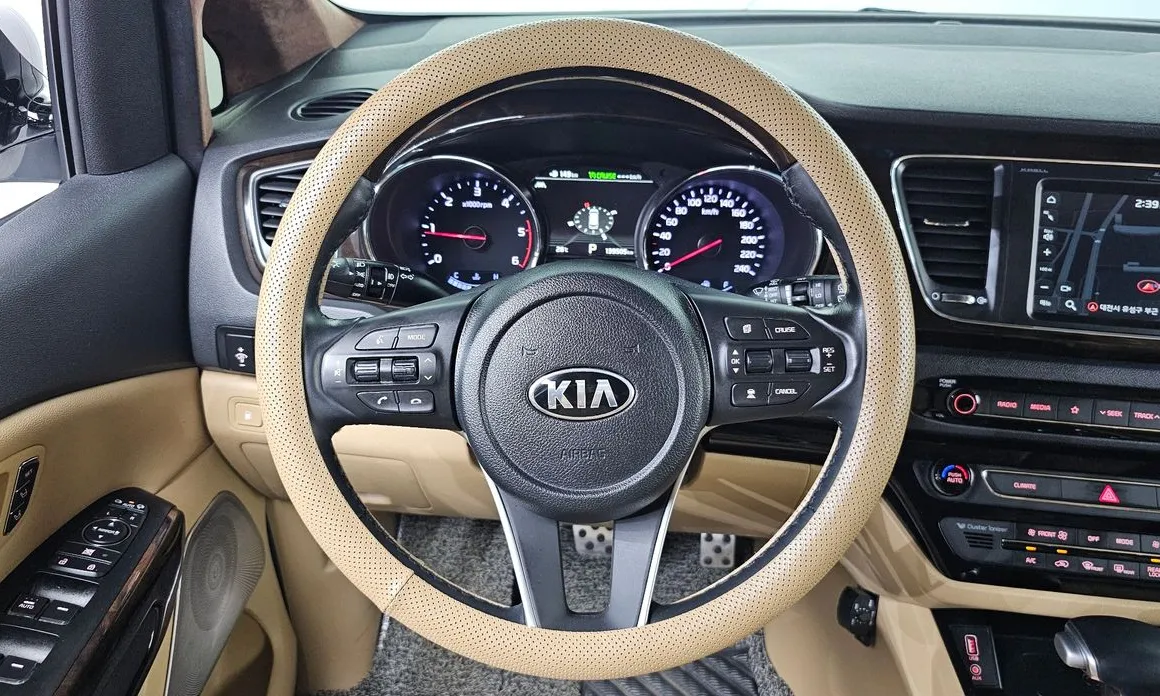 Kia Canival