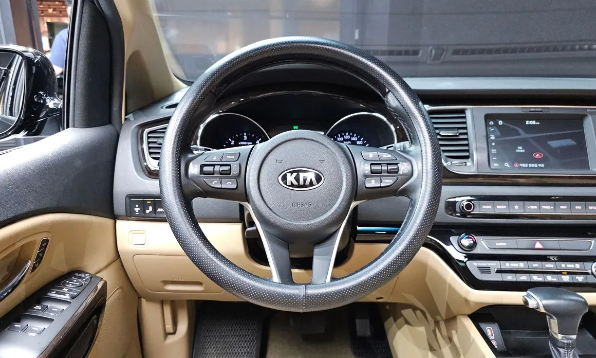 Kia Canival