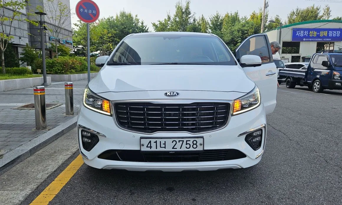 Kia Canival