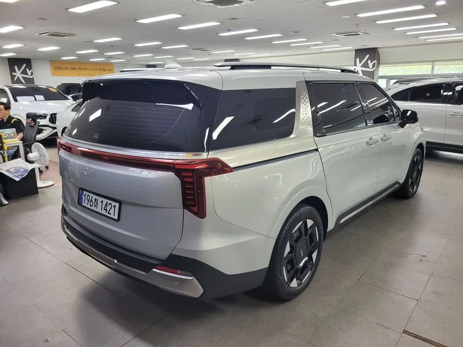 Kia Canival