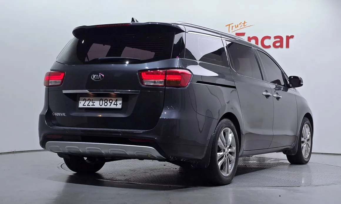 Kia Canival