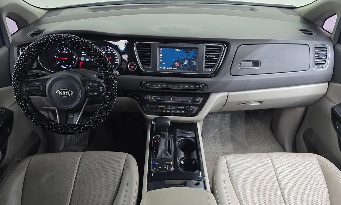 Kia Canival