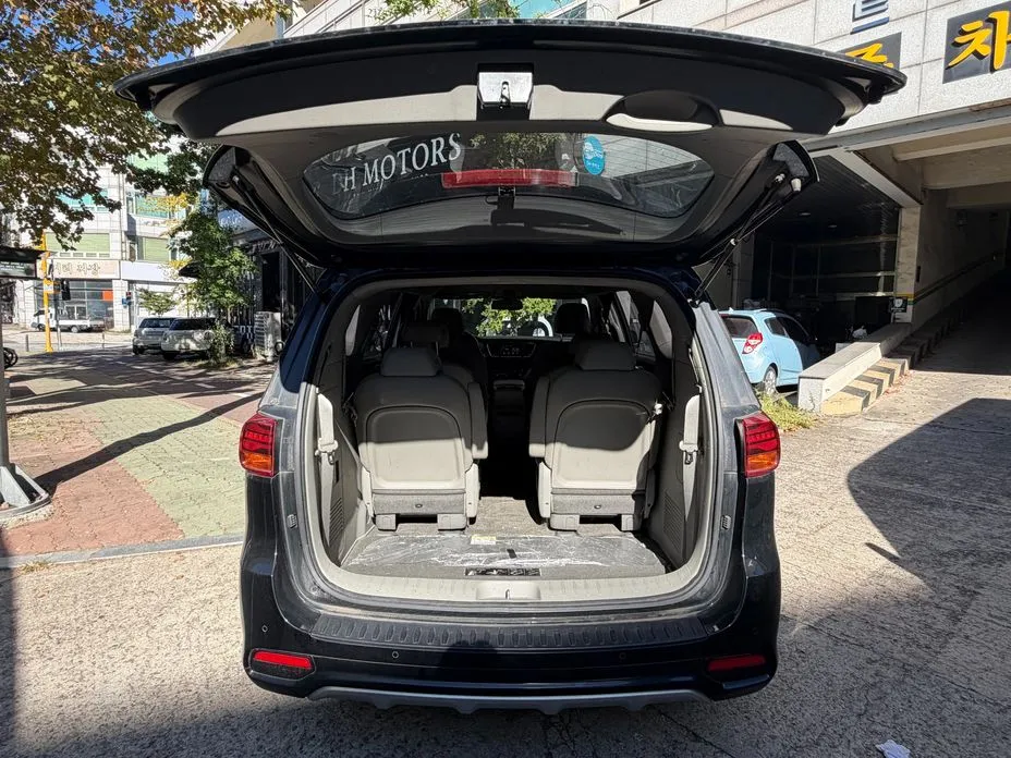 Kia Canival