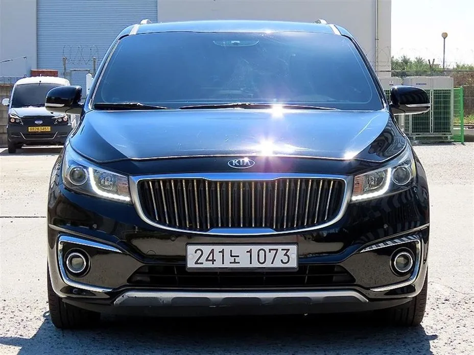 Kia Canival