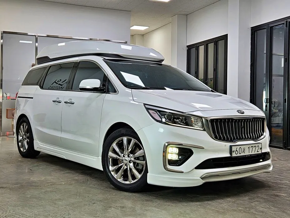Kia Canival
