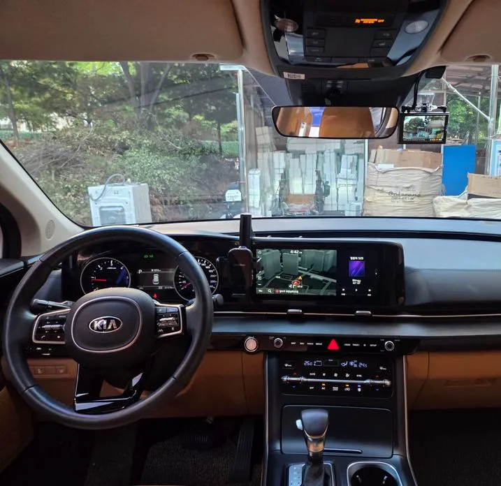 Kia Canival