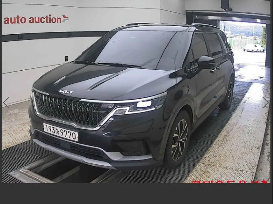 Kia Canival