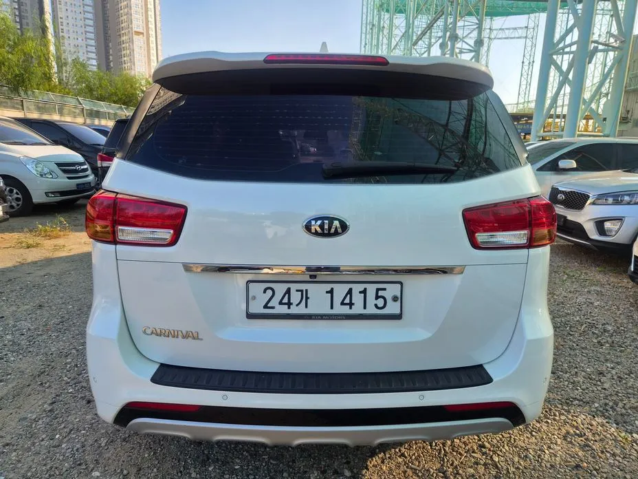 Kia Canival