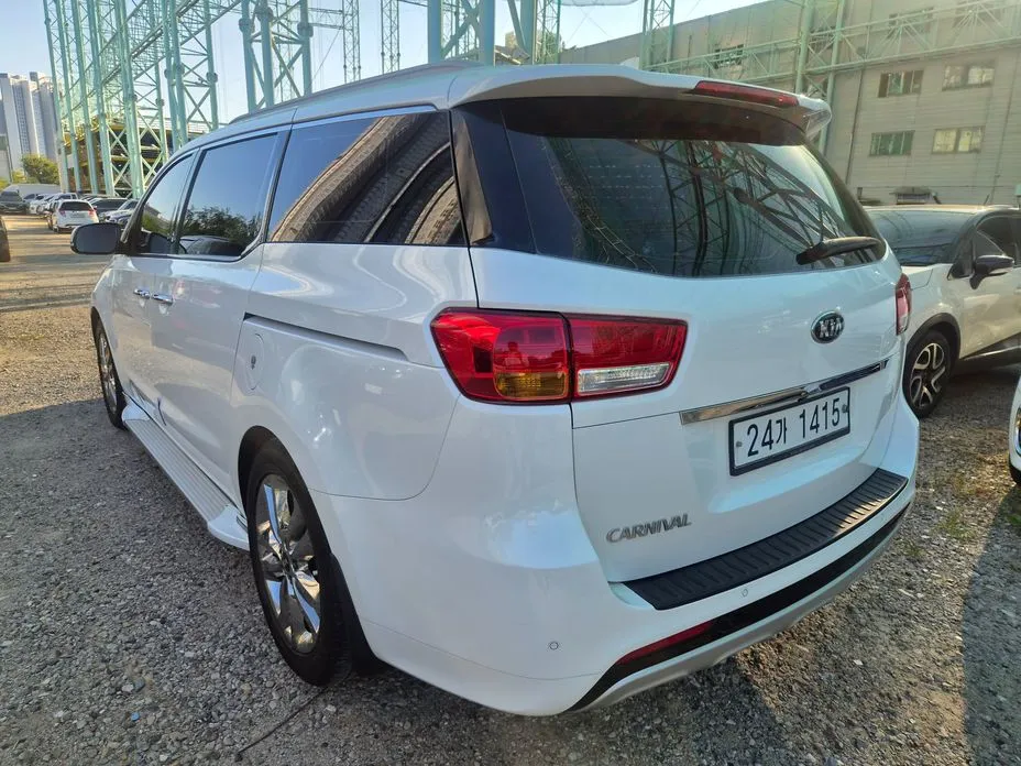 Kia Canival